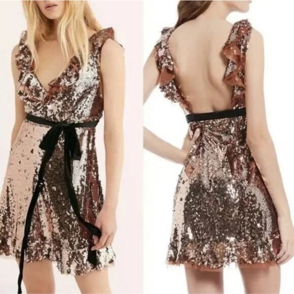 Free People Dresses & Skirts - NWT Free People Luxury Sequin Siren Dress